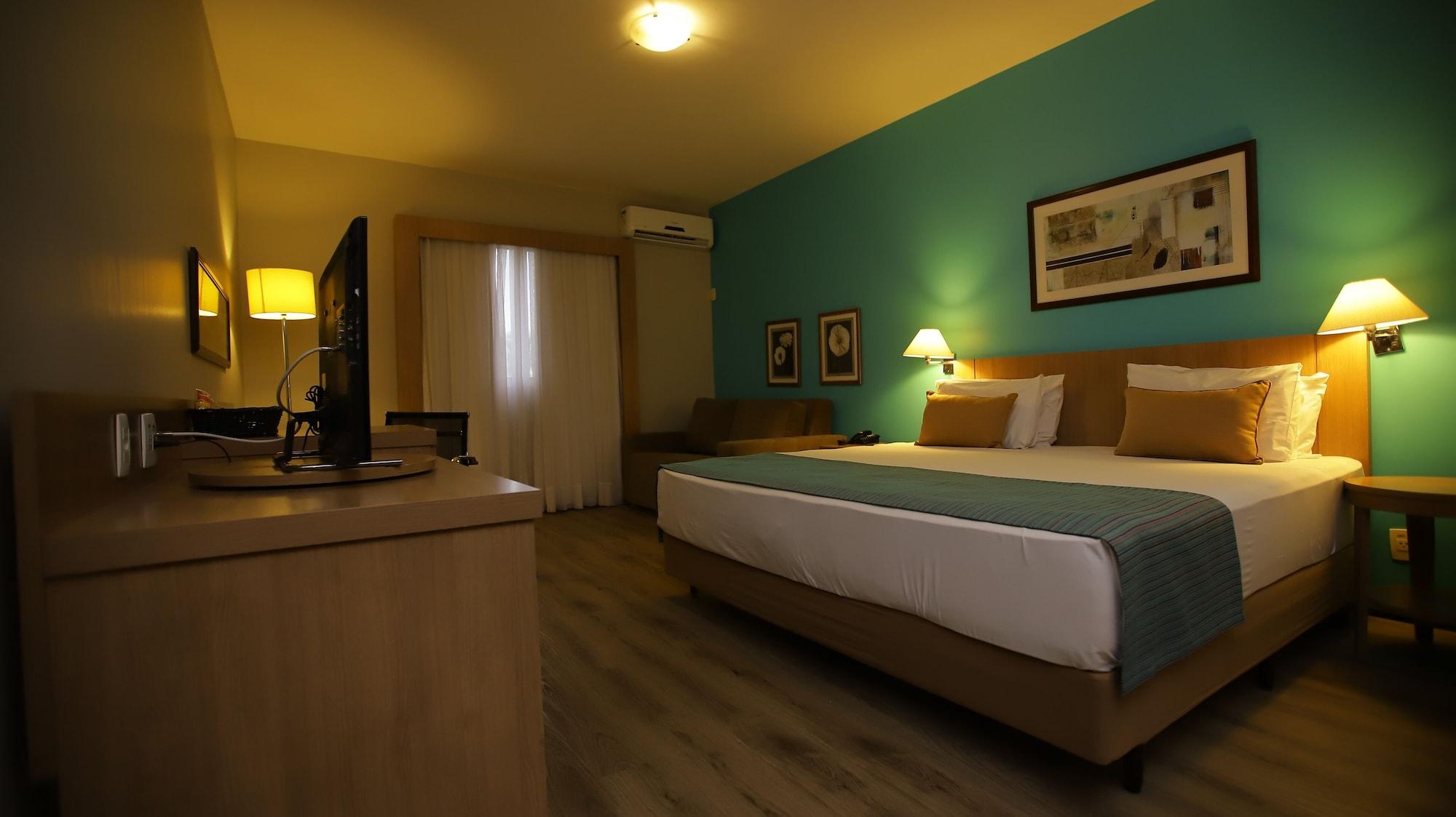 Comfort Suites Flamboyant Goiania Exterior photo